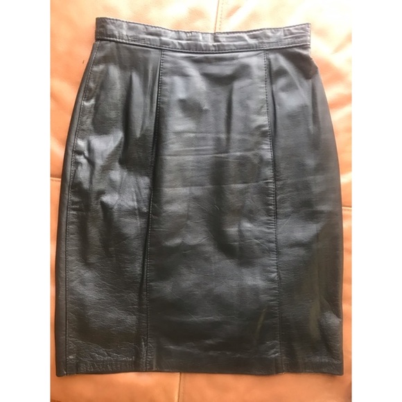 Genuine Leather Comint Black Leather Mini Skirt - Picture 4 of 7